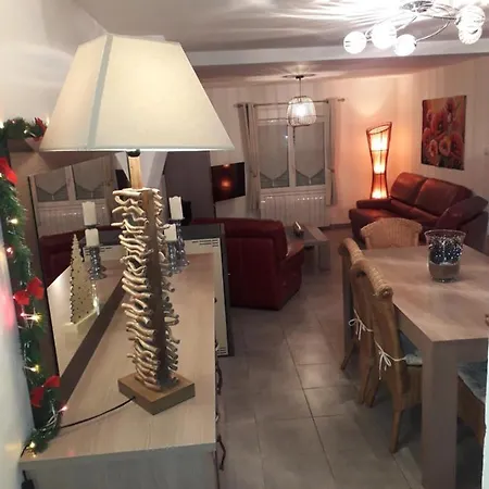 Casa de Férias L'oree Du Bois Fougieres Maisoncelle