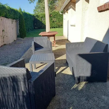 L'orée Du Bois Fougières Hébergement de vacances